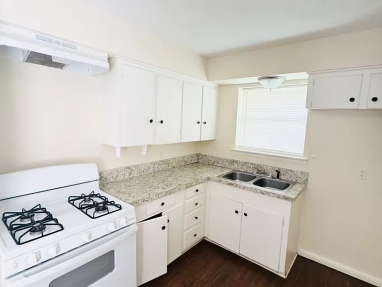 2206 Norma Dr — Photo 5