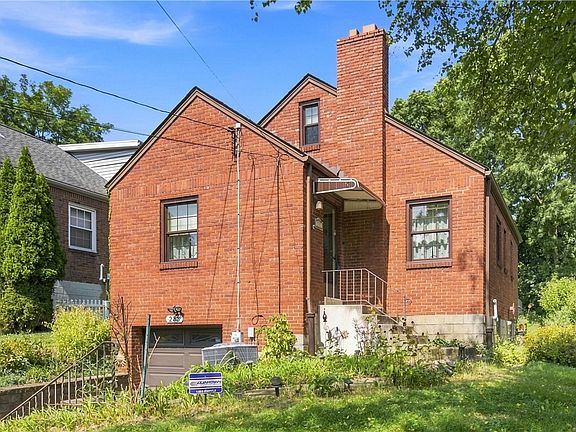 2nd image of 233 Adeline Ave