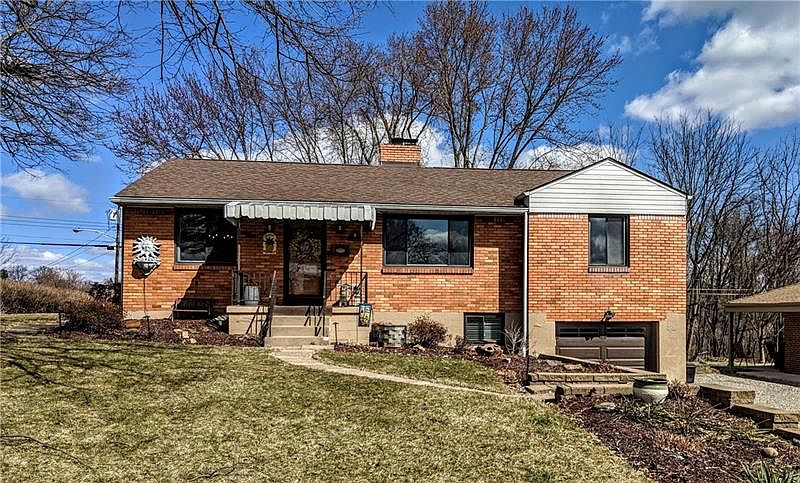 1st image of 462 Charlotte Dr
