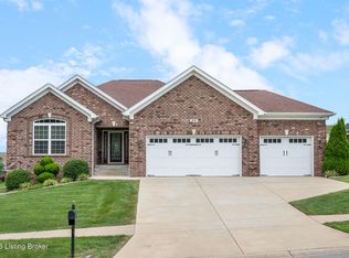 214 Nipper Ct, Shepherdsville, KY 40165