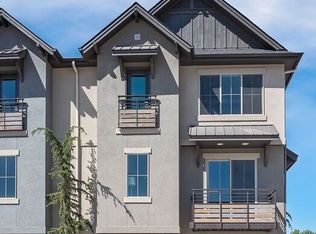3320 E Front Runner Ln, Boise, ID 83716