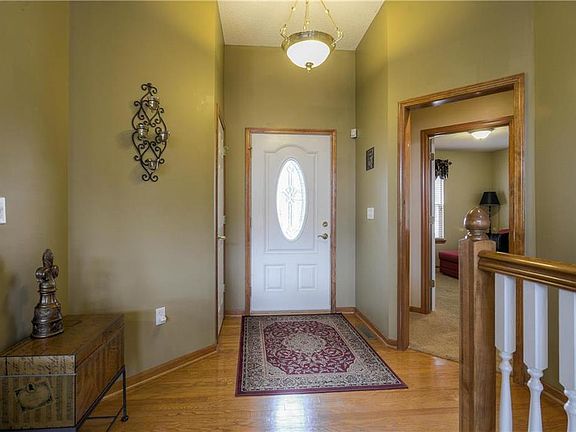 2nd image of 10701 Wagon Trail Ct