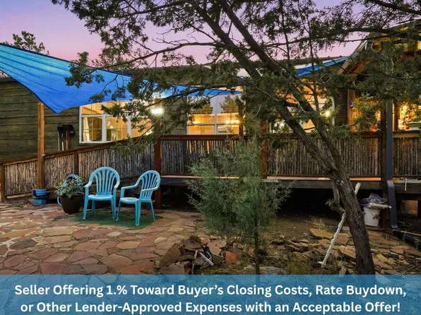 24 Easy St, Tijeras, NM 87059