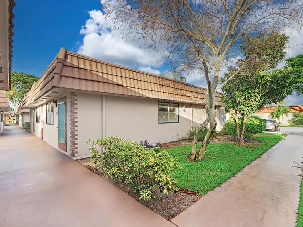 226 Seville #J, Delray Beach, FL 33446