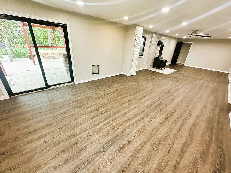 8300 Leesburg Ct — Photo 26