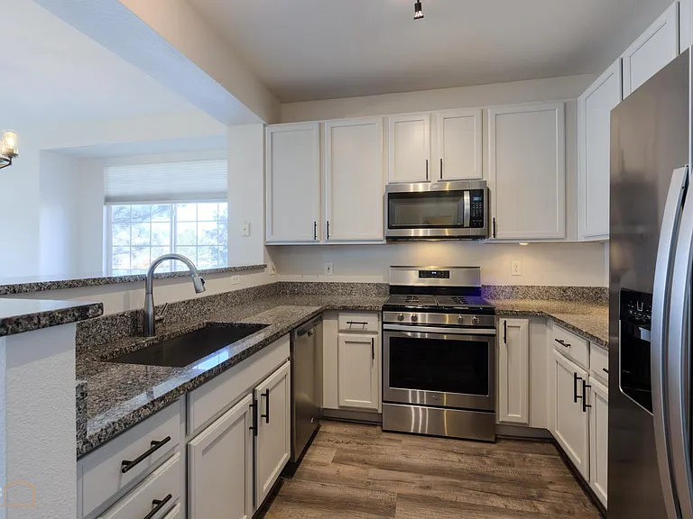 2855 Rock Creek Cir #277 — Photo 5
