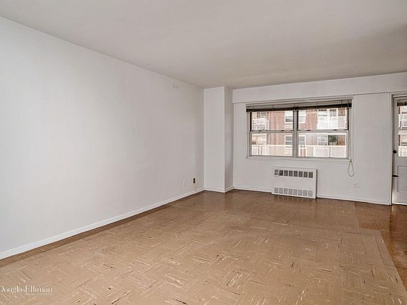 3rd image of 3125 Tibbett Ave #7I