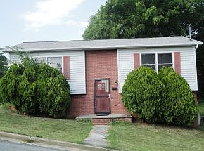 1st image of 618 Jackson Ave