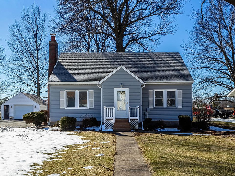 1st image of 317 W Leclaire Rd