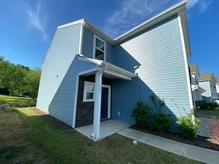 1221 Freeman View Dr — Photo 4