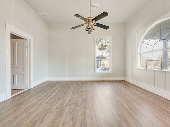 5th image of 616 N 13th St