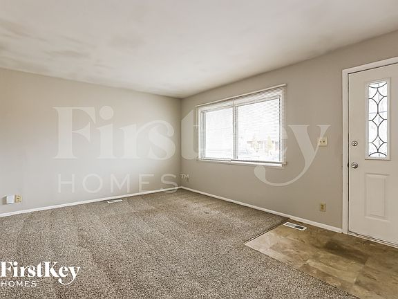 2nd image of 9525 E 39th Pl