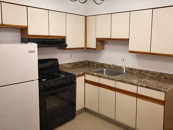 4th image of 7727 Germantown Ave Floor 3