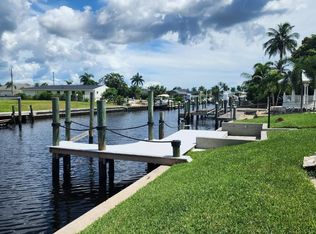 5325 Cocoa Ct, Cape Coral, FL 33904