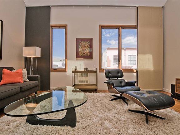 3rd image of 380 10th St Unit 17