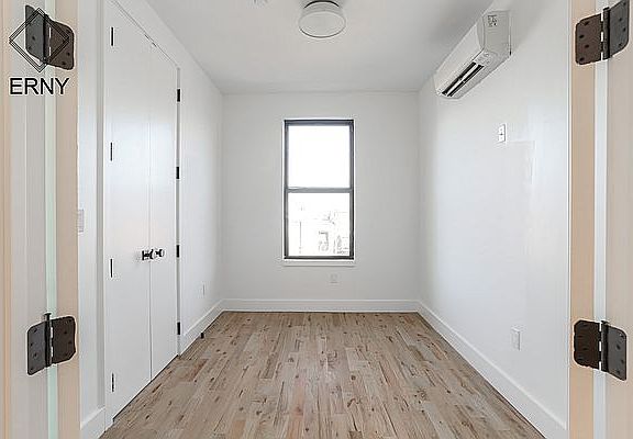 3rd image of 1267 Herkimer St #4