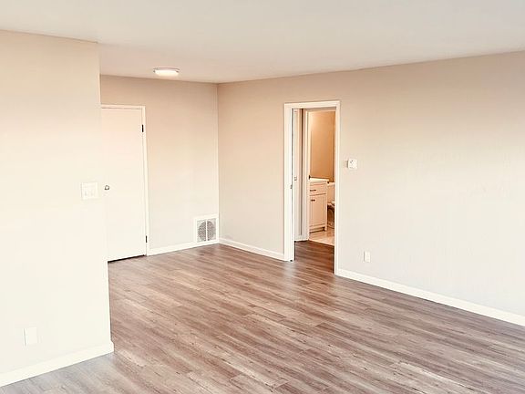 2nd image of 44 Crestline Dr APT 5
