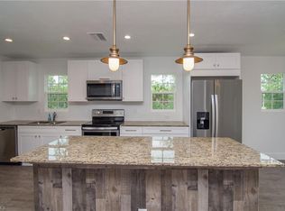 131 Everglades Blvd S, Naples, FL 34117