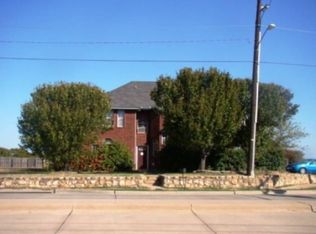 1902 Mayfield Rd, Grand Prairie, TX 75052