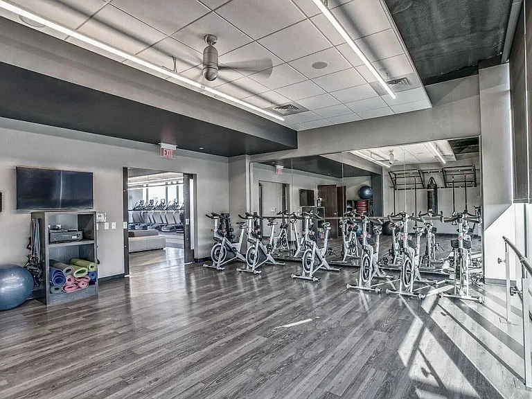 1212 Laurel St #1303 — Photo 30