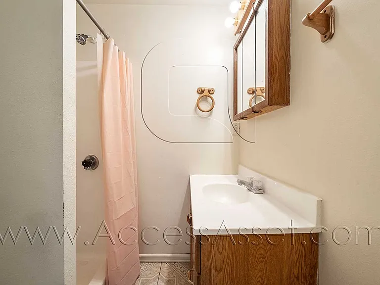23865 Goetz Dr — Photo 15
