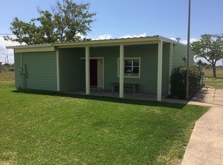 88 Stephens St, Port Lavaca, TX 77979