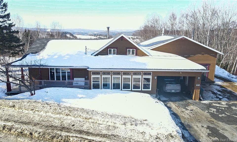 1st image of 648 Toussaint Rd