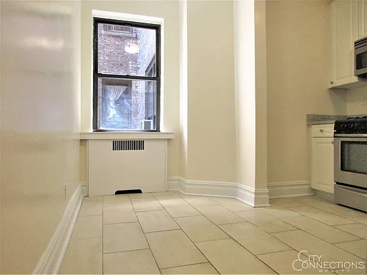 Rented by City Connections Realty | media 22