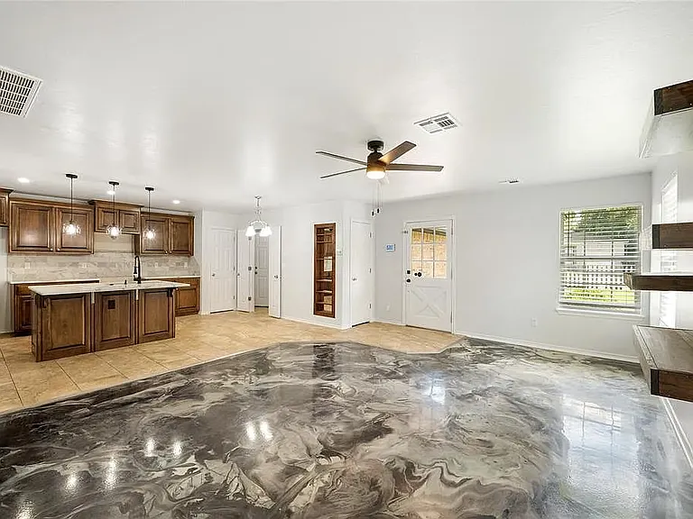 1423 NW 98th St — Photo 34