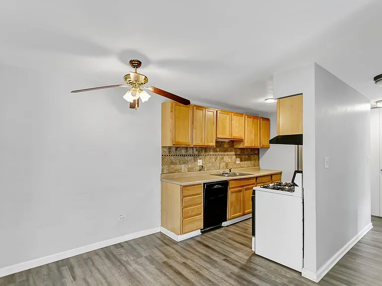 715 Heritage Dr #214 — Photo 20
