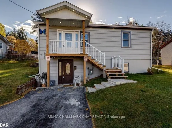 141 Ardagh Rd #1, Barrie, ON L4N 3V5
