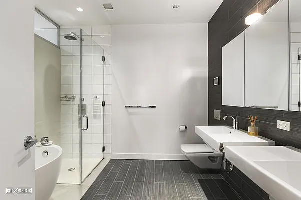 Rented by Citi Habitats | media 5