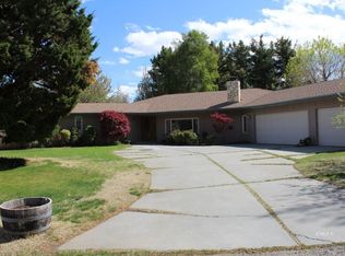 3620 Brookside Dr, Bishop, CA 93514