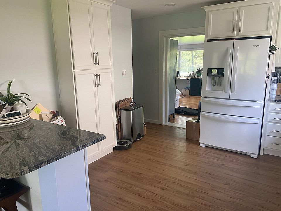 1st image of 10824 Thornton Dr #A