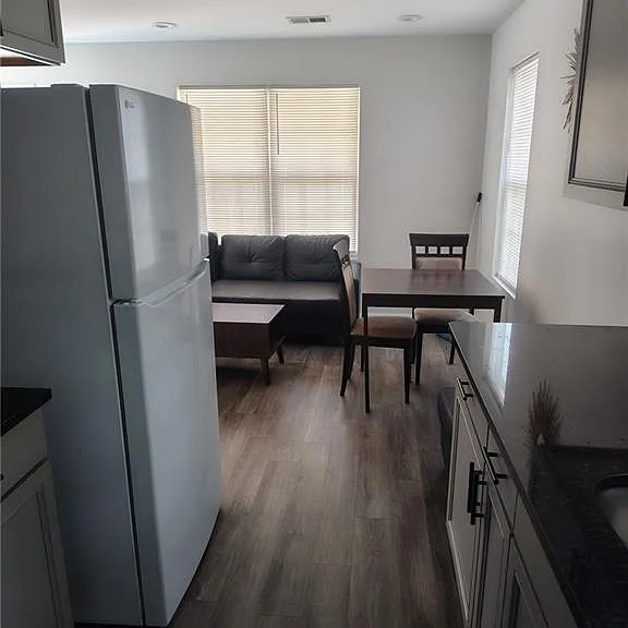 314 Chestnut St #A — Photo 2
