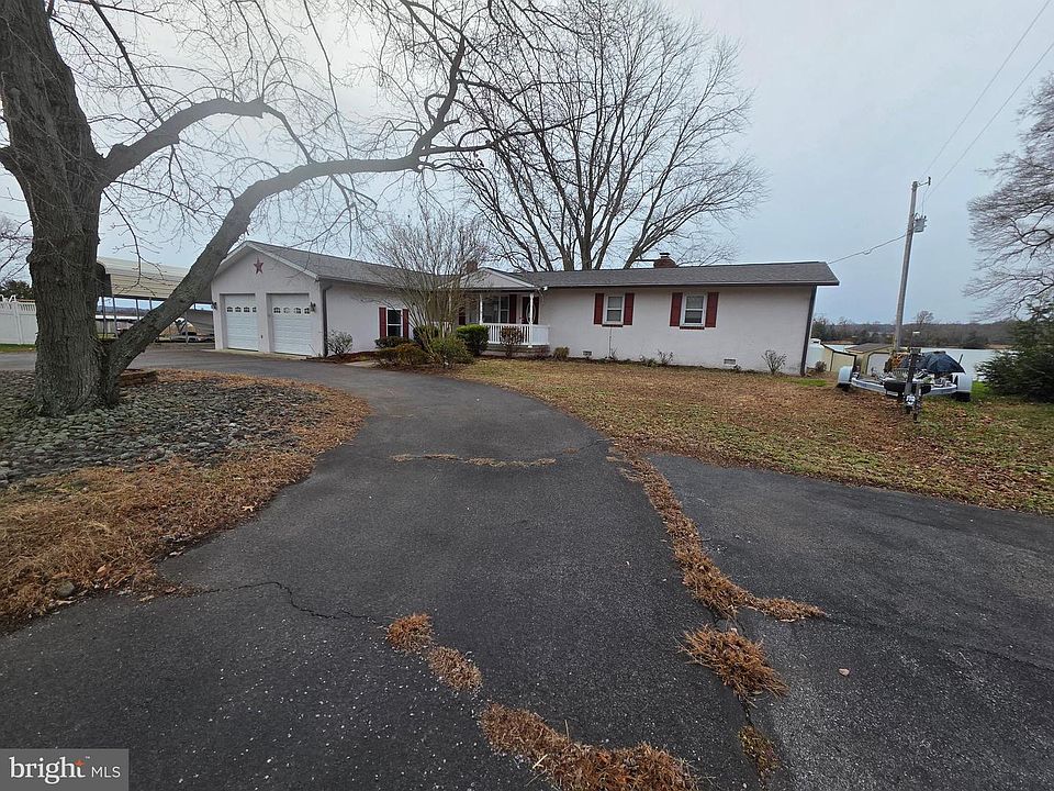 1st image of 40265 Beach Dr