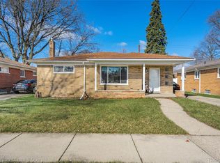 9335 Louis, Redford, MI