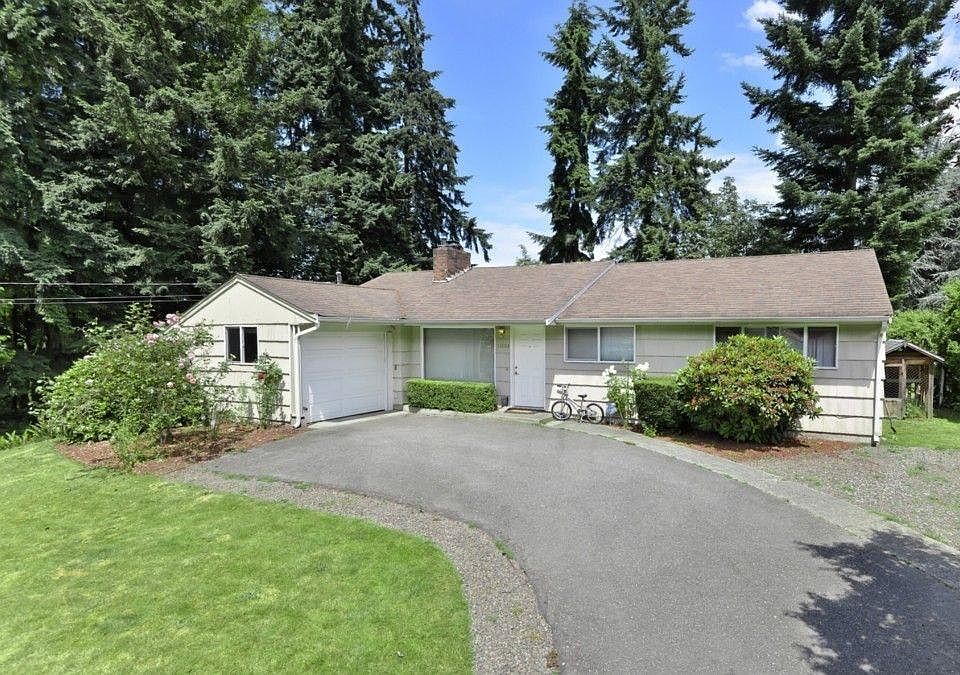 1st image of 11004 NE 15th St