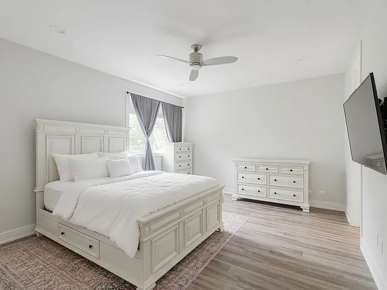 2745 N Ashland Ave #1 — Photo 6