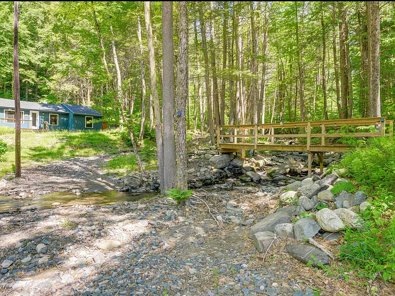 145 Falls Brook Rd — Photo 14