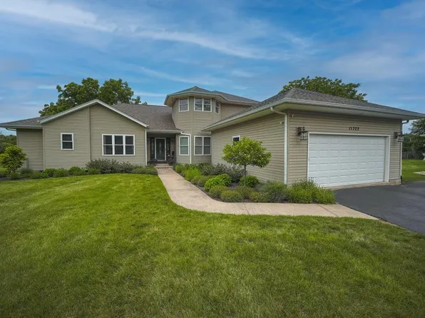 11322 Ventura Blvd, Machesney Park, IL 61115