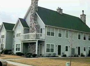 17 Des Moines Ct, Tinton Falls, NJ 07712