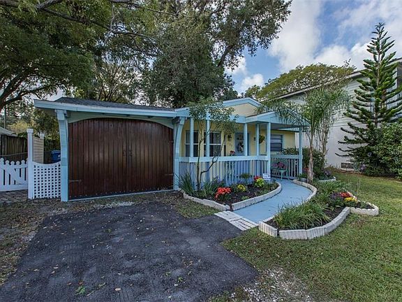 4th image of 125 Crystal Beach Ave