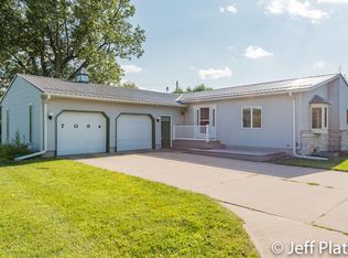 7094 Backus Rd, Greenville, MI 48838