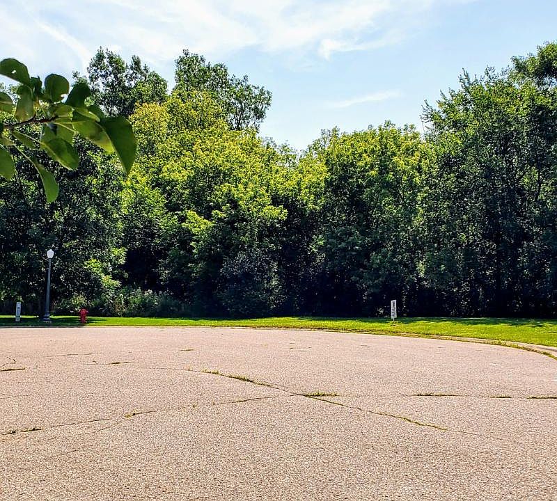 2nd image of 10294 Carriage Way