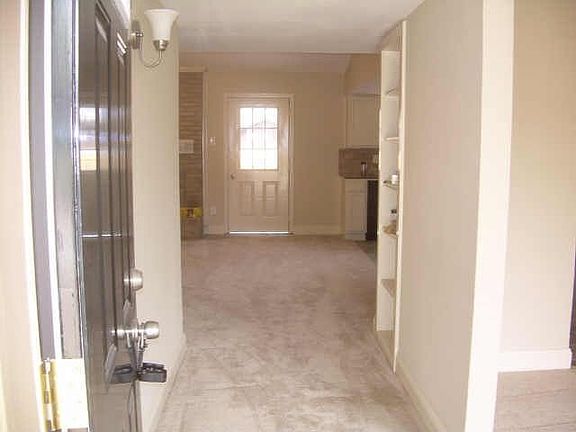5th image of 1361 Beechwood Dr