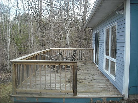 4th image of 18416 Oxbow Dr