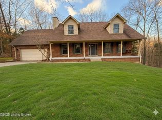 17 Bittersweet Pl, Brandenburg, KY 40108