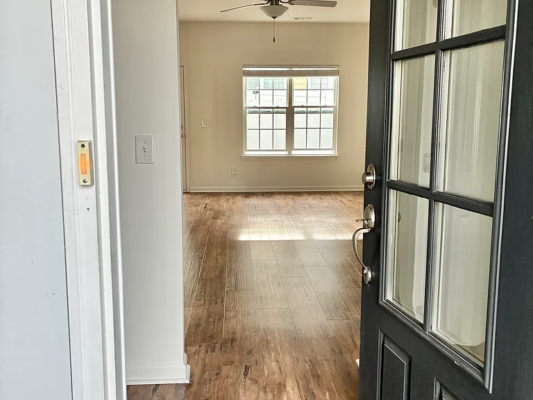 113 Bergen Dr — Photo 3