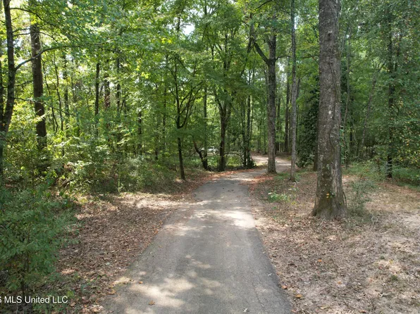 China Grove Rd, Vicksburg, MS 39180